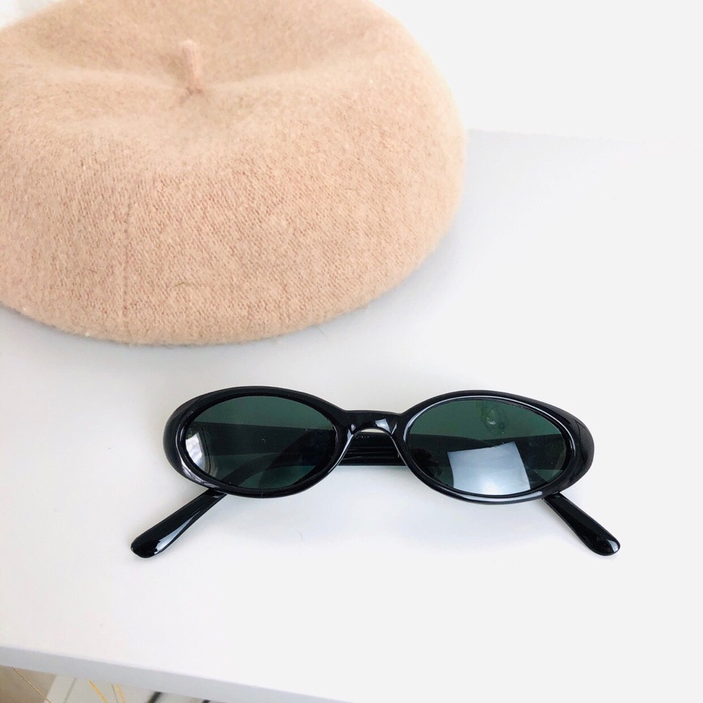 Deadstock 90s Slim Black Sunglasses